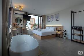 ON Thapae Chiang Mai