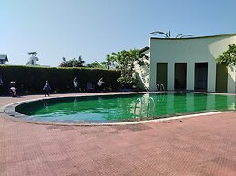 Padmini Resorts