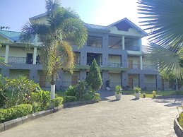Padmini Resorts