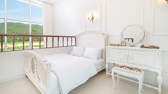 Yangyang Labianrose Poolvilla