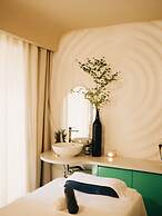 Charmant Suites a Boutique Hotel Can Tho