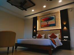 Sambhabana Hotel & Suites