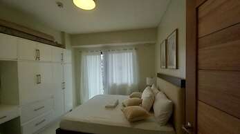 OYO 1027 Camille Suites Baguio