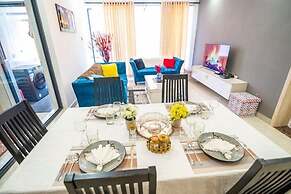 Lux Suites Urban Oasis Apartments