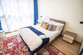 Lux Suites Urban Oasis Apartments