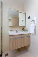Lux Suites Urban Oasis Apartments
