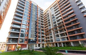 Lux Suites Urban Oasis Apartments