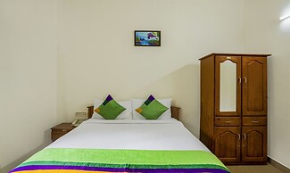 Itsy Hotels Classiyo Munnar Crown Resorts
