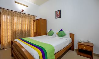 Itsy Hotels Classiyo Munnar Crown Resorts