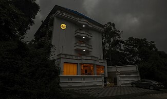 Itsy Hotels Classiyo Munnar Crown Resorts