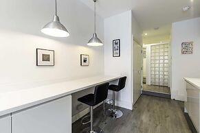 Beautiful One Bed Abode In East Putney