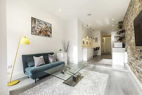 Beautiful One Bed Abode In East Putney