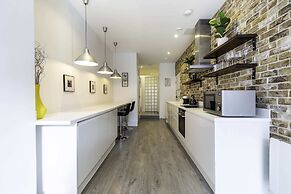 Beautiful One Bed Abode In East Putney