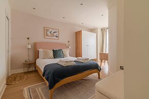 Beautiful 2 Bed, 2 Bath Abode In Dulwich