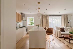 Beautiful 2 Bed, 2 Bath Abode In Dulwich