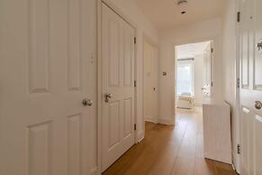 Beautiful 2 Bed, 2 Bath Abode In Dulwich