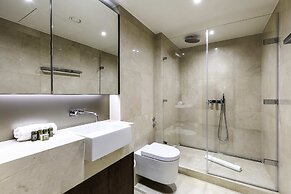 Beautiful 4 Bed Abode Near Imperial Wharf