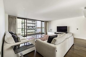 Beautiful 4 Bed Abode Near Imperial Wharf