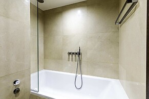 Beautiful 4 Bed Abode Near Imperial Wharf