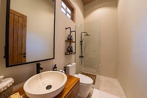 Semiramida by EVDEkimi