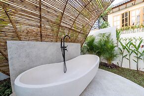 Semiramida by EVDEkimi