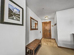 Co208 Copper One Lodge 2 Bedroom Condo by RedAwning