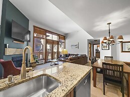 Co208 Copper One Lodge 2 Bedroom Condo by RedAwning