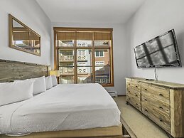 Co208 Copper One Lodge 2 Bedroom Condo by RedAwning