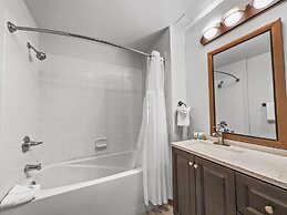 Co208 Copper One Lodge 2 Bedroom Condo by RedAwning