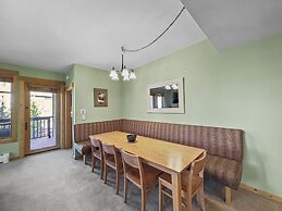 Tx205 Taylors Crossing 2 Bedroom Condo by RedAwning