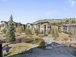 Tx205 Taylors Crossing 2 Bedroom Condo by RedAwning