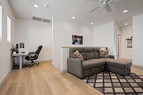 Hallser's Hive #4 3 Bedroom Townhouse