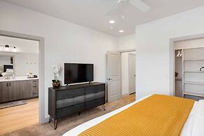 Hallser's Hive #4 3 Bedroom Townhouse