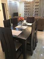 Lux Suites Silver Habor  Apartments