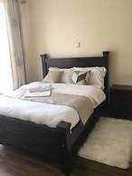 Lux Suites Silver Habor  Apartments