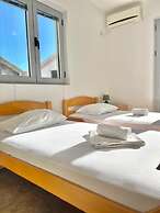 Cozy Apartments Kostovic