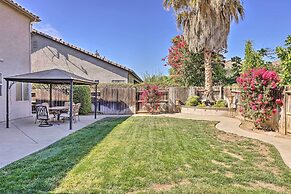 Family-friendly Modesto Home w/ Grill & Yard