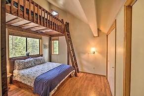 Truckee Golf Course Home w/ Hot Tub & Deck