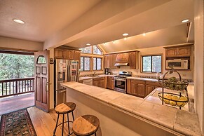 Truckee Golf Course Home w/ Hot Tub & Deck