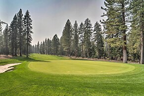 Truckee Golf Course Home w/ Hot Tub & Deck