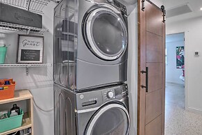 Colorful Fort Myers Home w/ Sunroom & Patio!