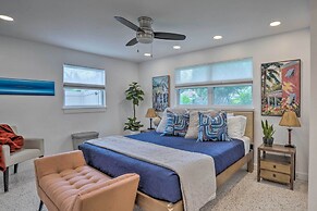 Colorful Fort Myers Home w/ Sunroom & Patio!