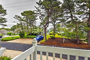 Maushop Village Getaway w/ Private Beach Access!