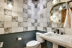 Mountain Adventure Home Base - Ski, Hike & Chill!