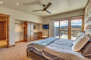 Mountain Adventure Home Base - Ski, Hike & Chill!