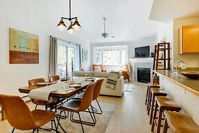 Cozy Steamboat Condo w/ Balcony & Mtn Views!