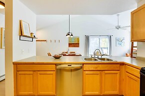 Cozy Steamboat Condo w/ Balcony & Mtn Views!
