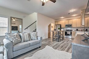 Idyllic Pensacola Home w/ Yard + Fire Pit!