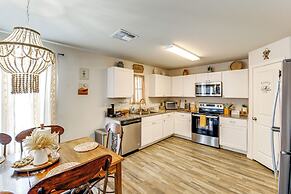 Welcoming Bullhead City Home w/ Pool & Game Room!