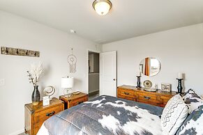 Welcoming Bullhead City Home w/ Pool & Game Room!